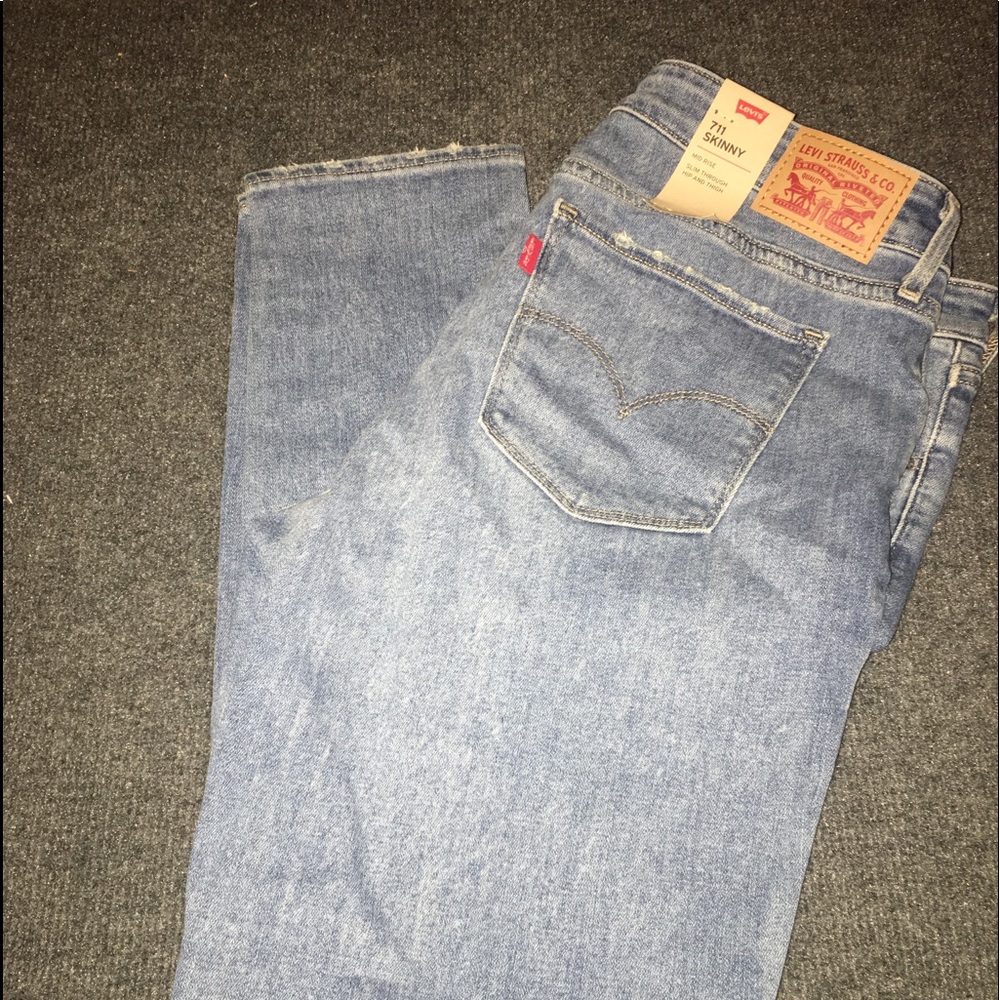 Women’s Levis